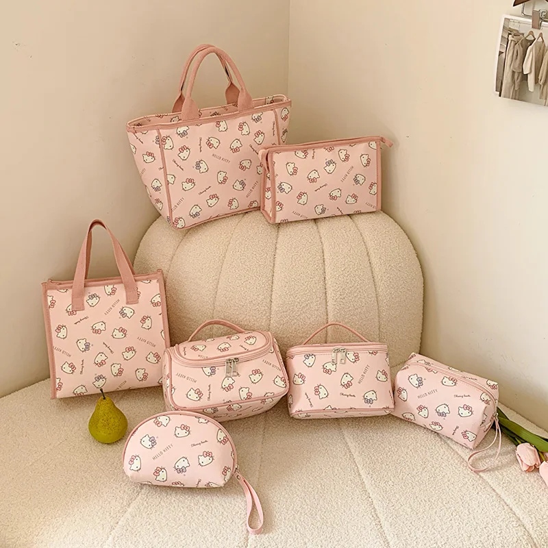 2025 New Hello Kitty Large Cap - Beauty Preservation Makeup Bag avis et prix