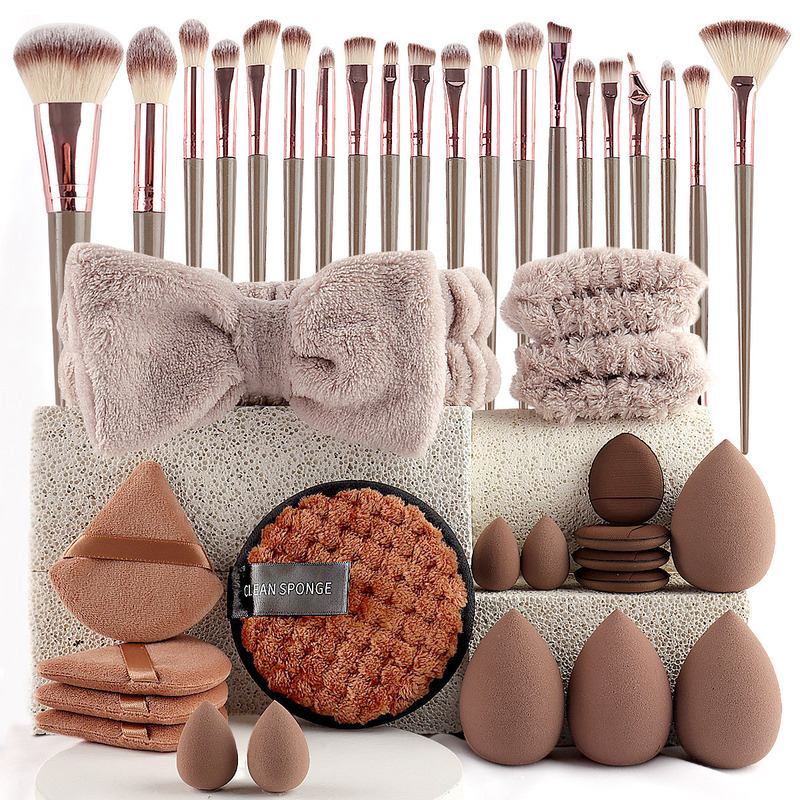 40-Piece Beauty Kit with Brush - Beauty Makeup Kit For Girls avis et prix