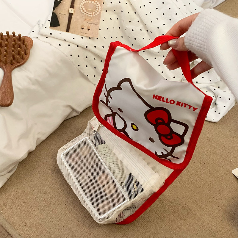 Hello Kitty Portable Large Cap - Beauty Preservation Makeup Bag avis et prix