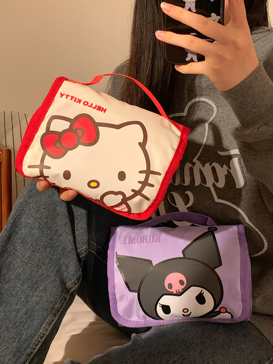 Hello Kitty Portable Large Cap - Beauty Preservation Makeup Bag avis et prix